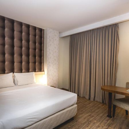 Feodora Hotel Jakarta Bagian luar foto